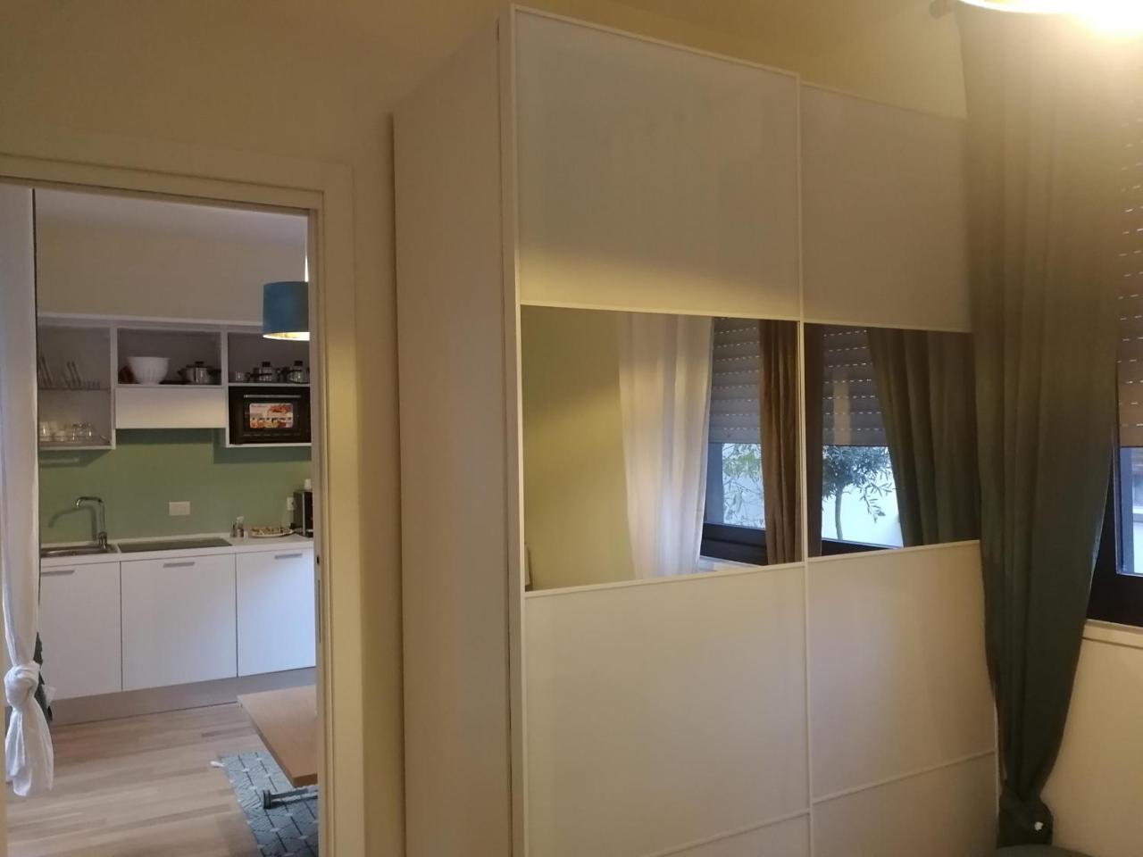 Gatto Bianco Apartment Bari Eksteriør billede