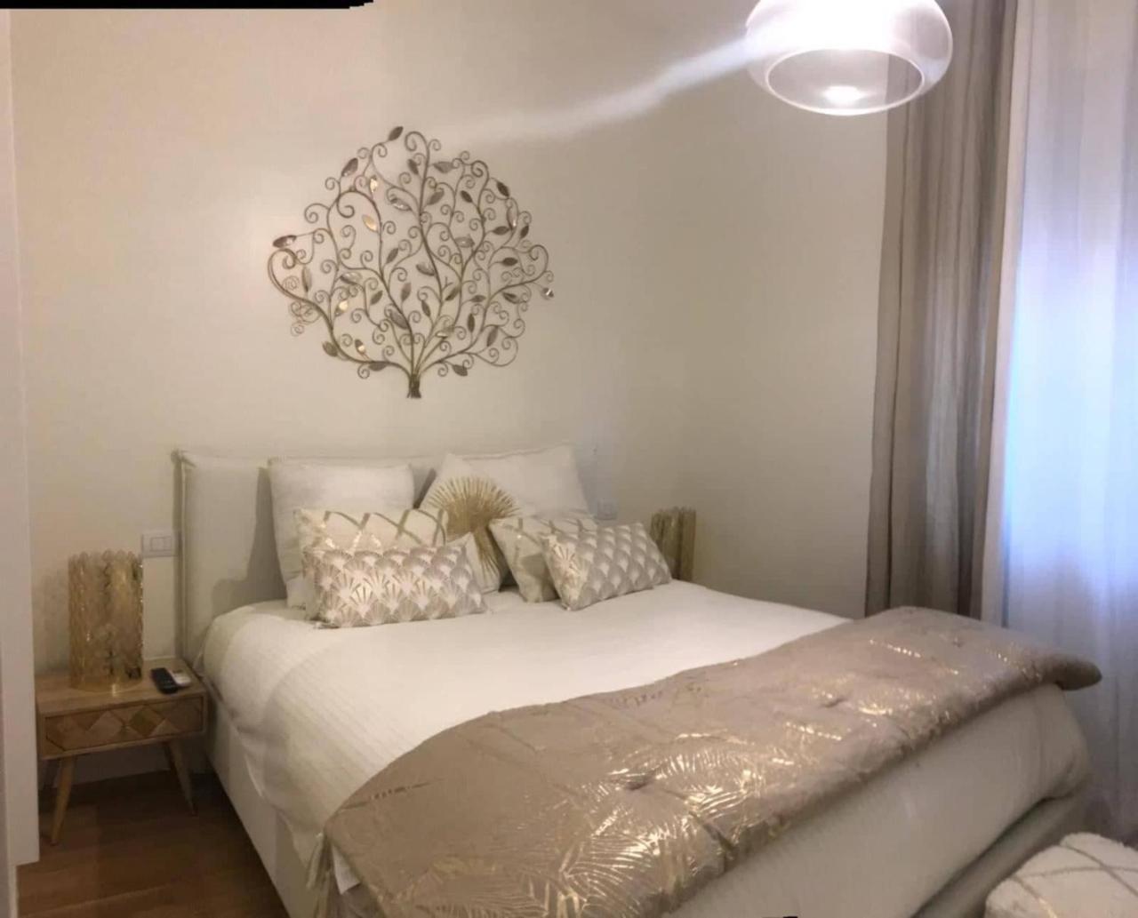 Gatto Bianco Apartment Bari Eksteriør billede